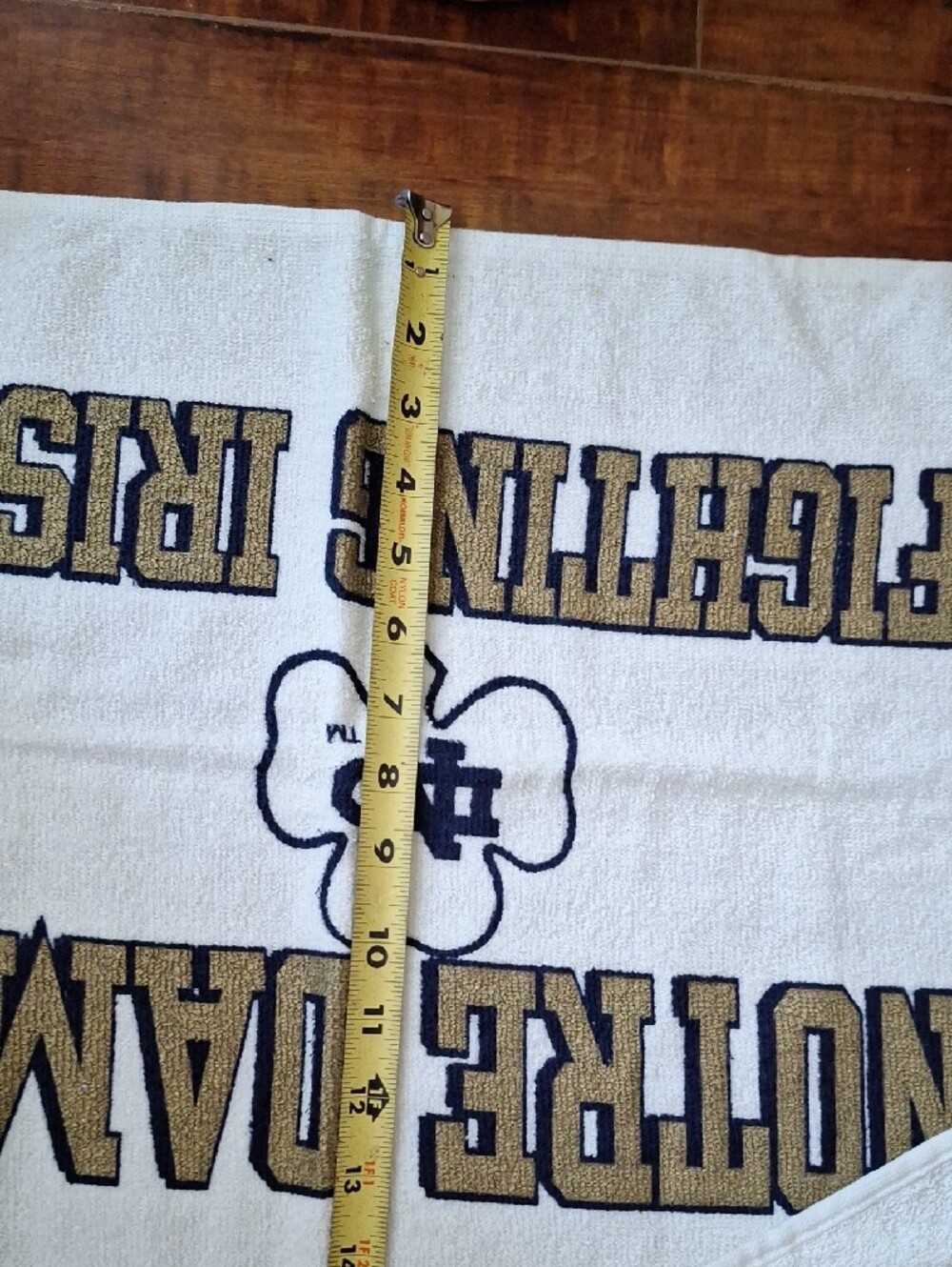 Vintage Notre Dame Fighting Irish White and Gold Towel - Picture 8 of 8
